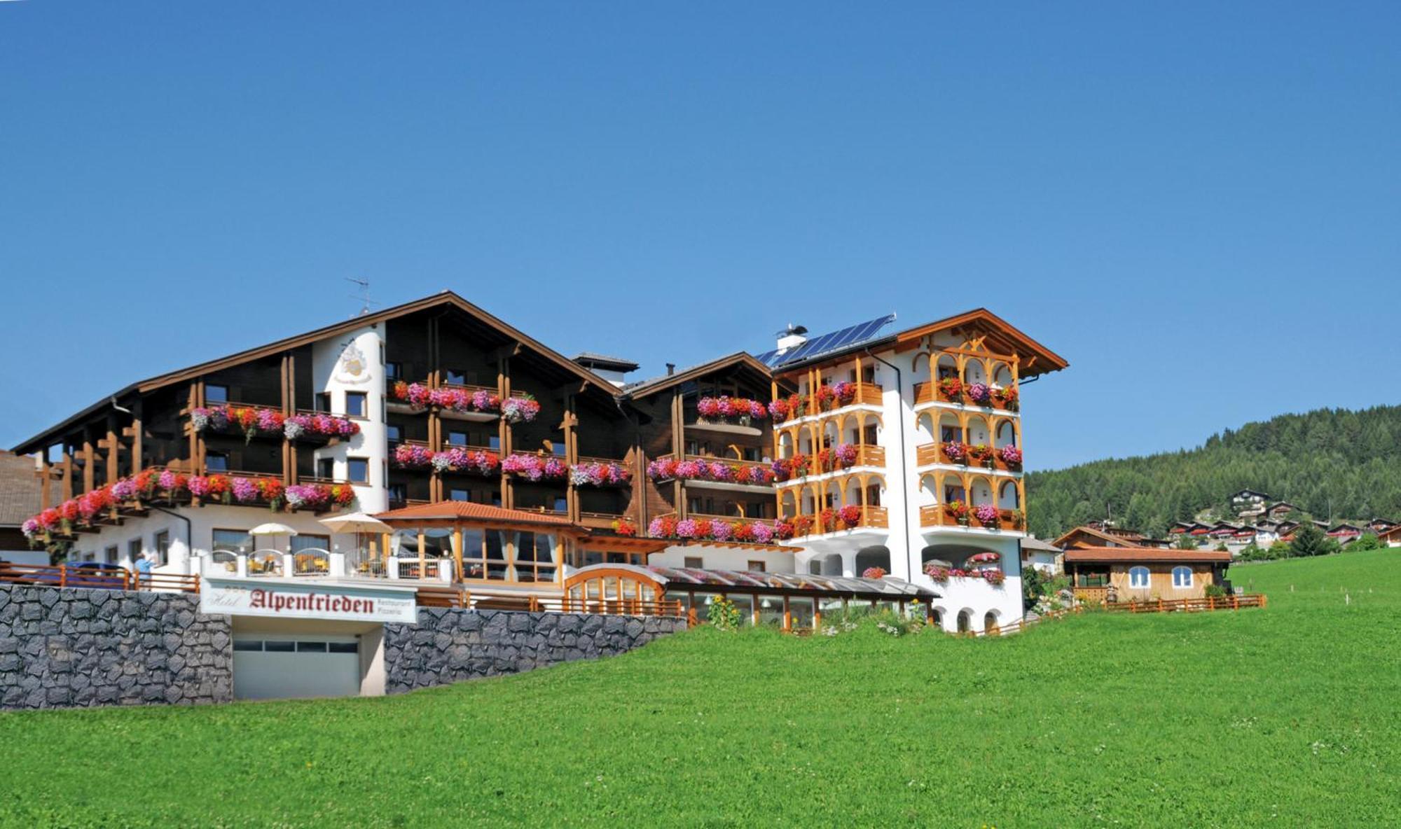 Hotel Alpenfrieden Maranza Luaran gambar