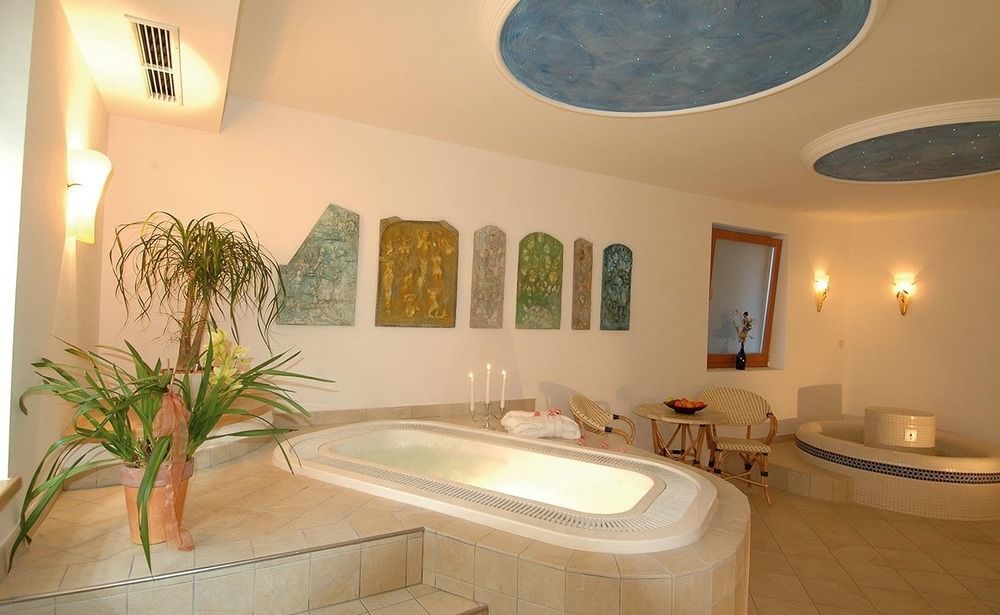 Hotel Alpenfrieden Maranza Luaran gambar